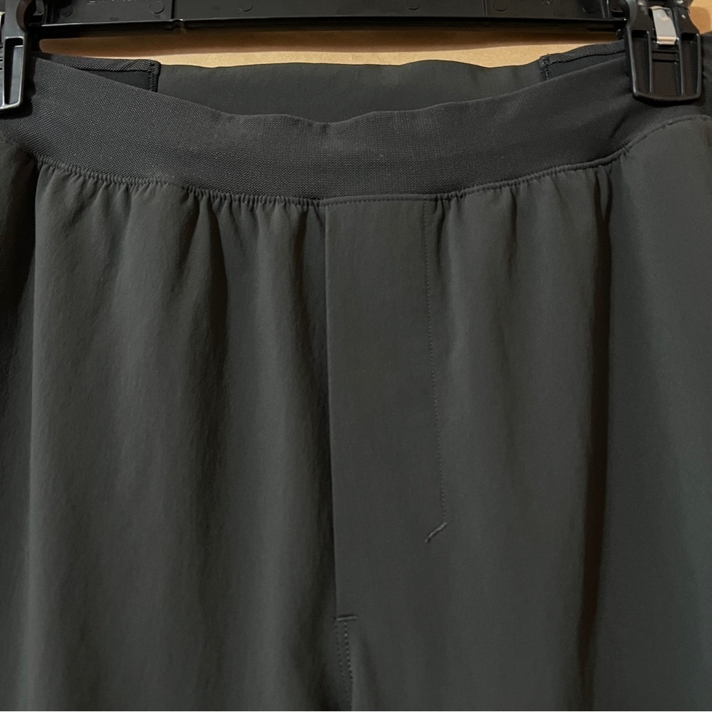 Lululemon | Men's Surge Hybrid Pants Performance Joggers Graphite Grey Size S - Picture 5 of 14